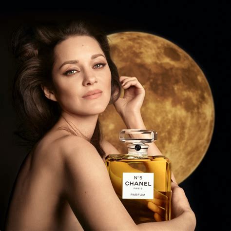 Chanel perfume no 5 commercial